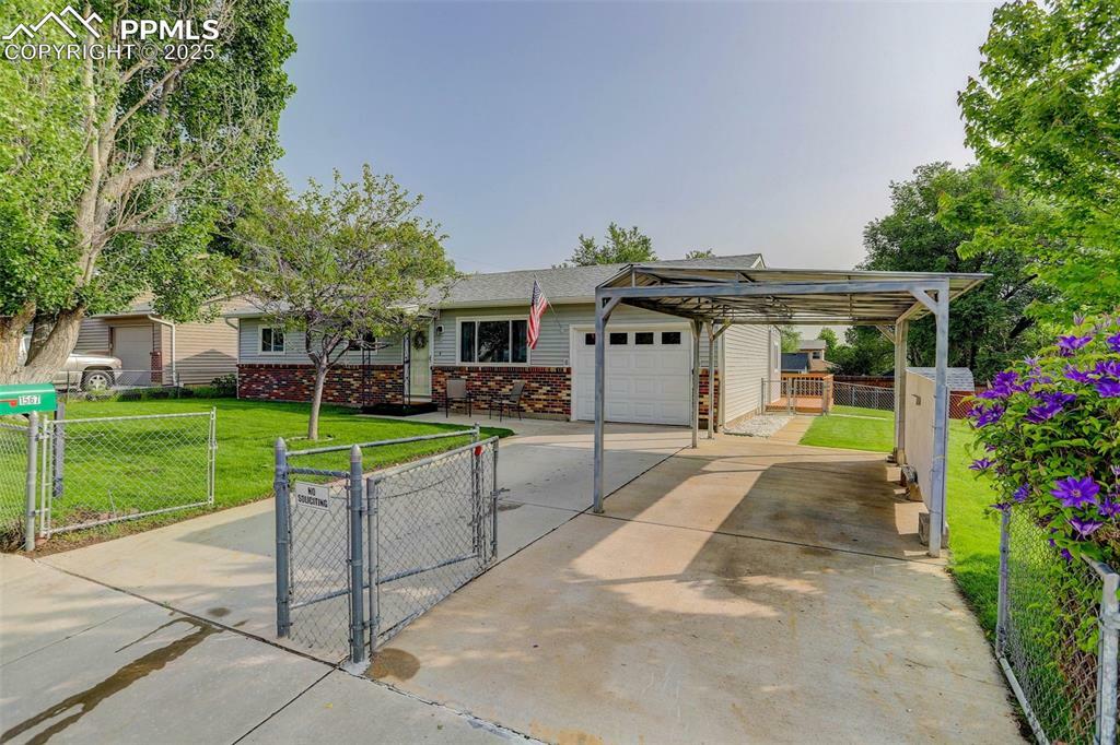 Property Photo: 1567 Willshire Drive CO 80906