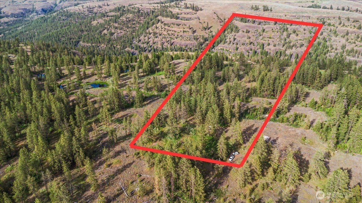 Property Photo:  0  Richardson Lane N  WA 99122 