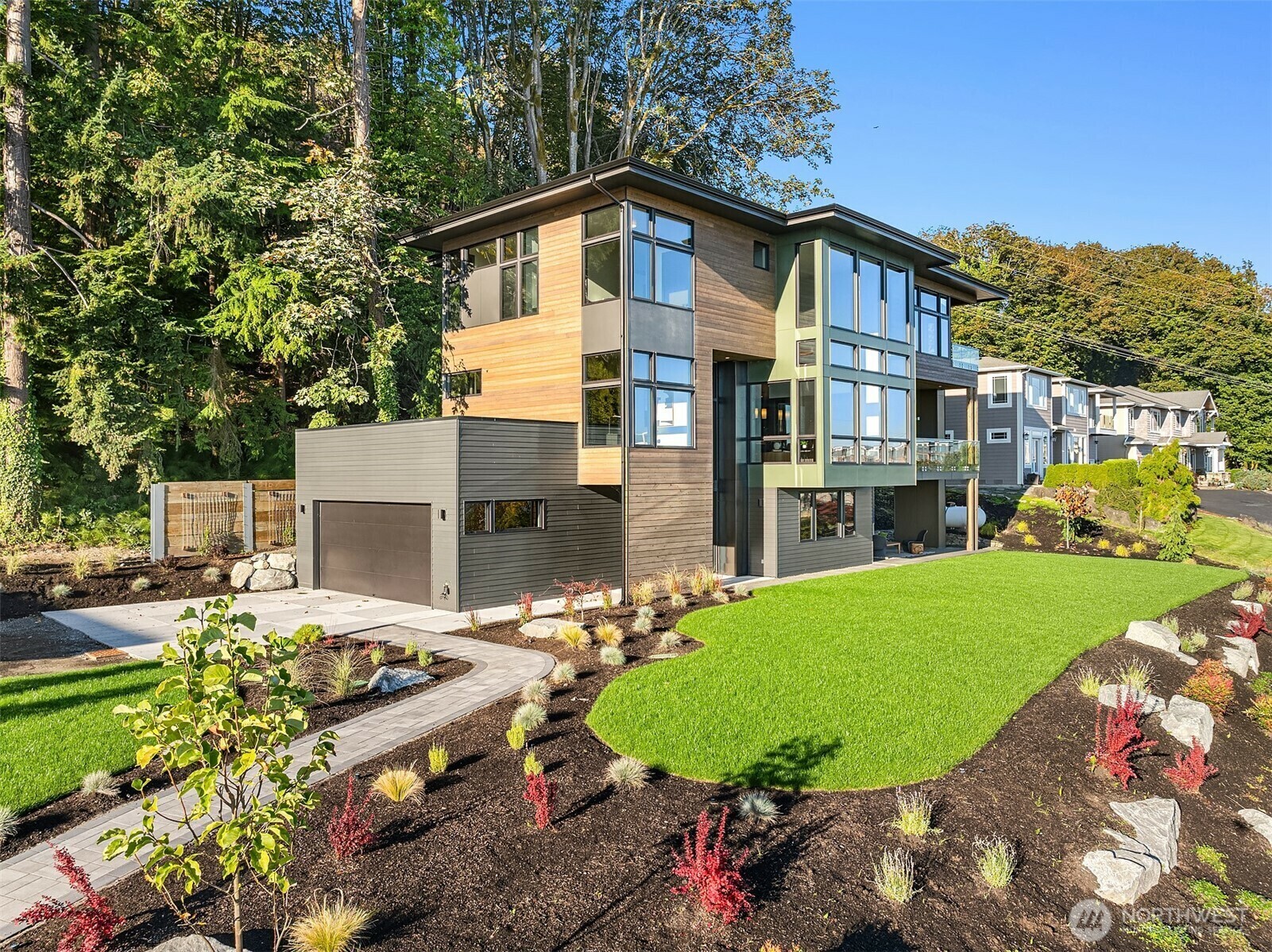 Property Photo: 4802 N Waterview Street WA 98407