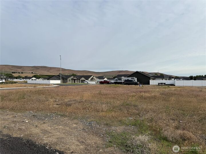 88  Sunwest Drive  Ephrata WA 98823 photo