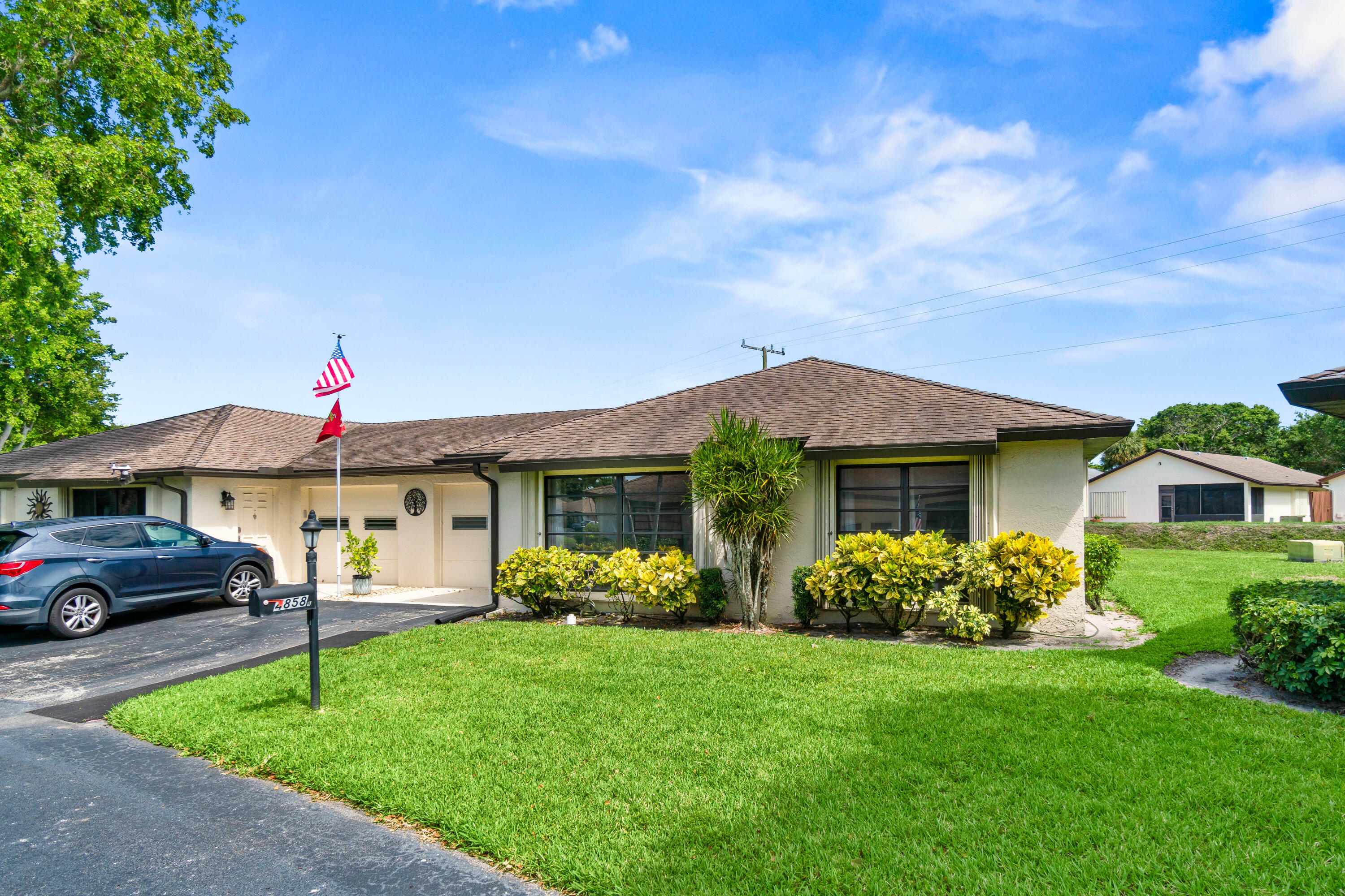 Property Photo: 4858 Equestrian Road B FL 33436