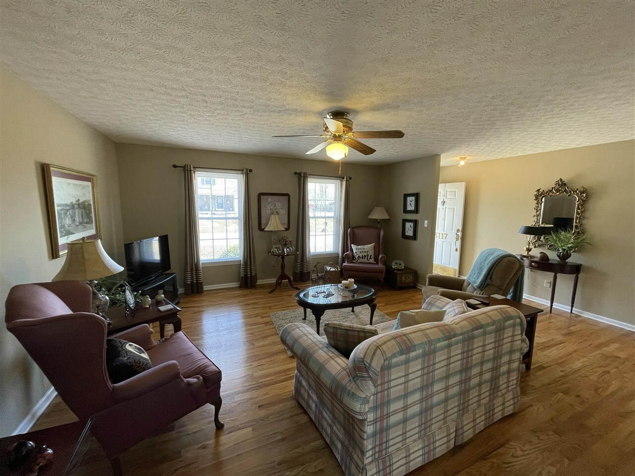 Property Photo: 3117 Copperfield Court KY 42104
