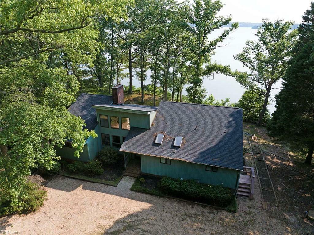 Property Photo: 1061 Twiggs Ferry Rd VA 23071