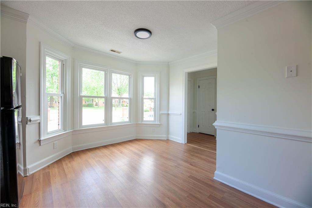 Property Photo:  686 Lord Dunmore Dr  VA 23464 