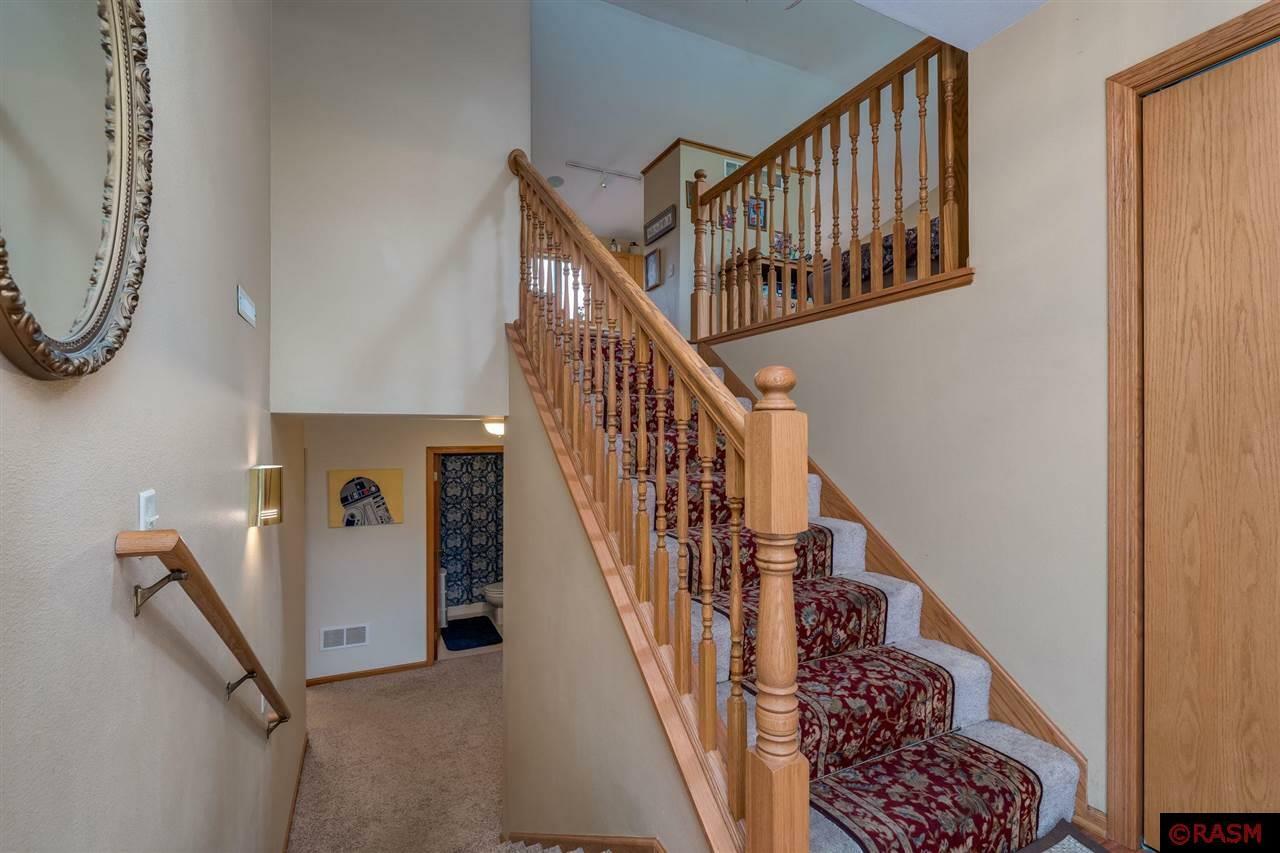 Property Photo: 331 Cardinal Drive MN 56001