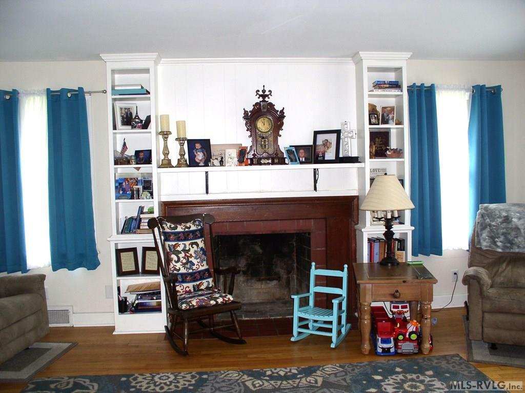 Property Photo:  1809 Garnett Street Extension  NC 27536 