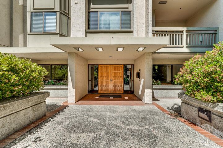 Property Photo: 3715 Terstena Place 401 CA 95051