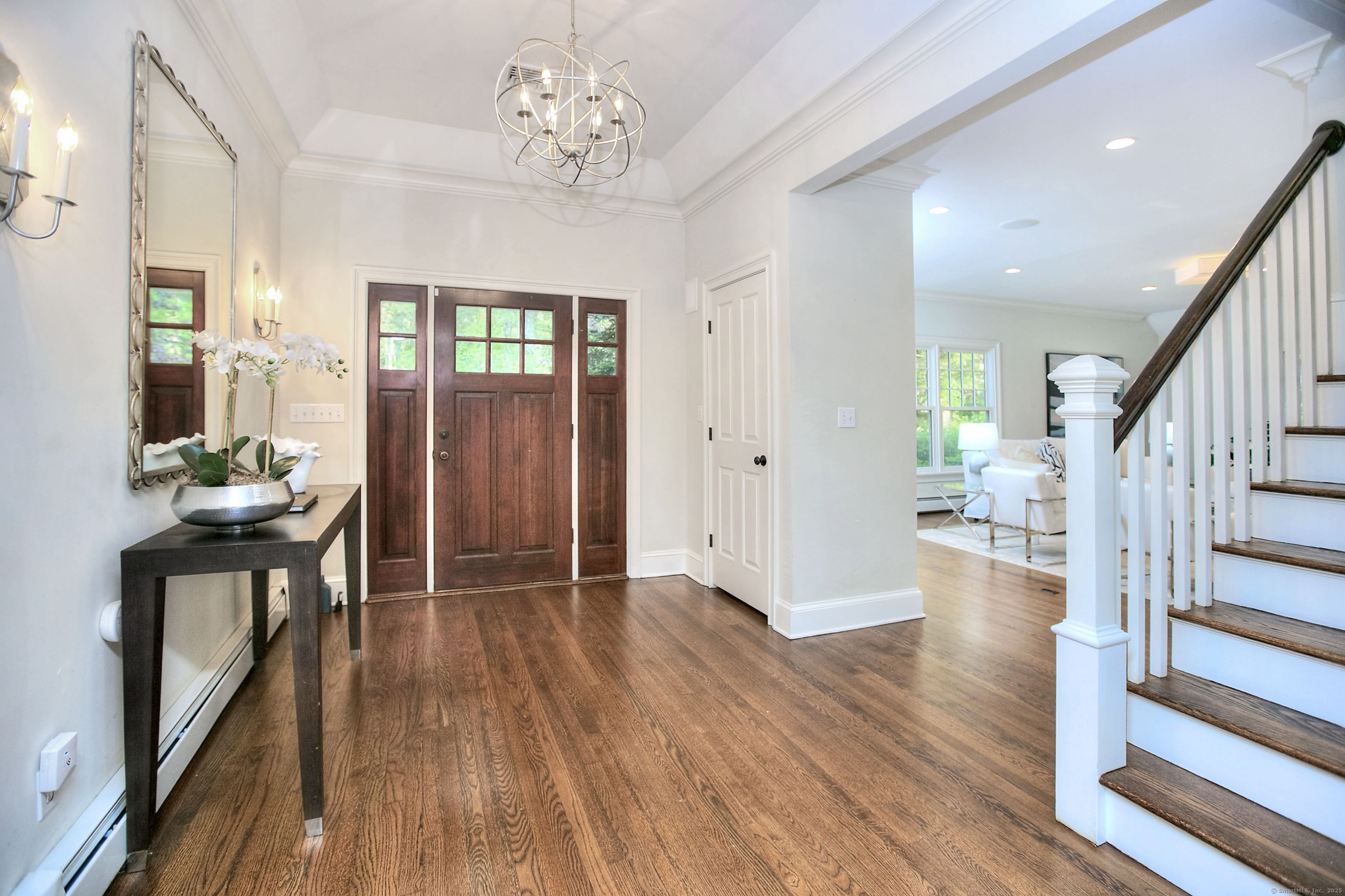 Property Photo: 6 Berkeley Place CT 06880