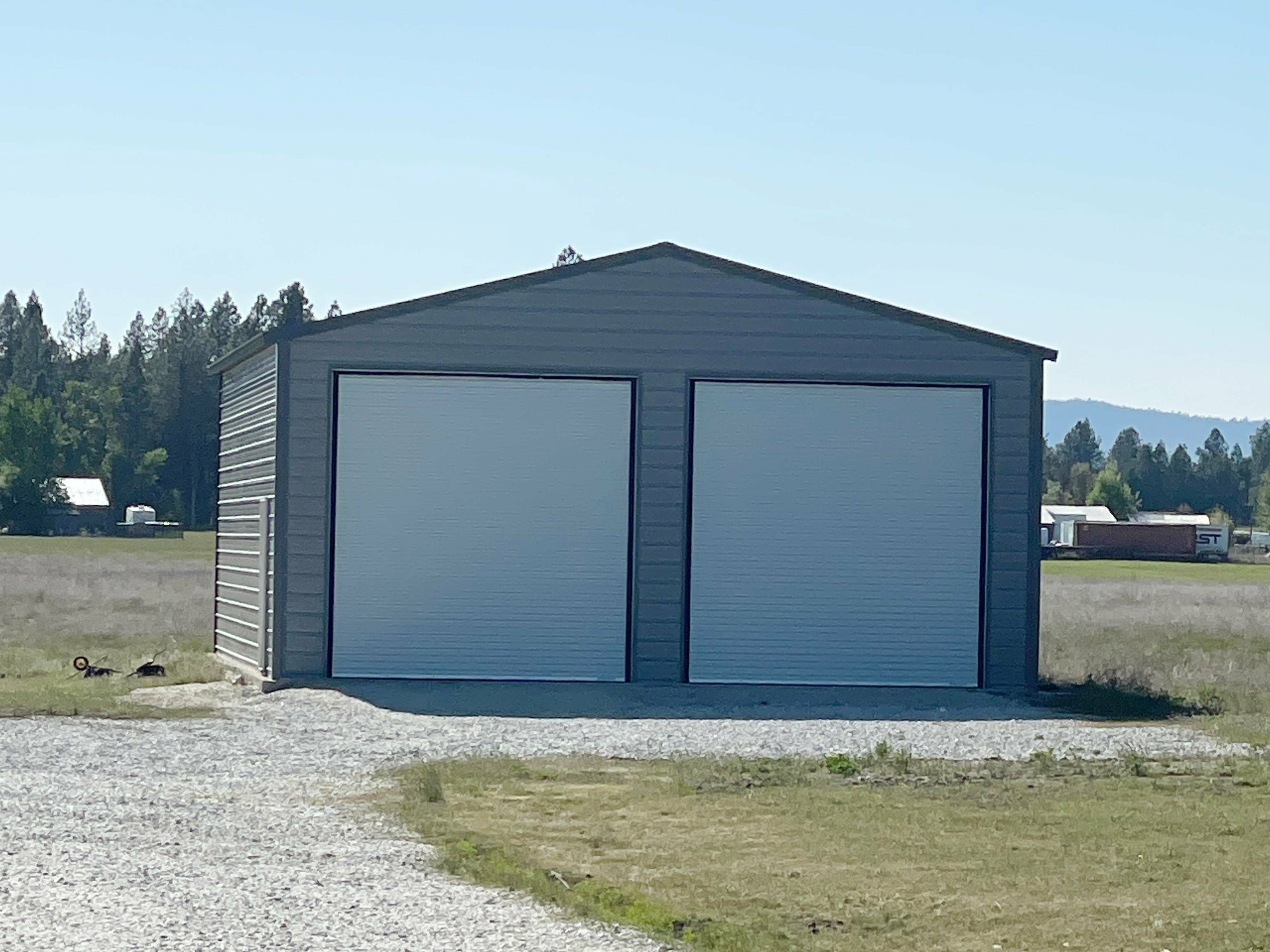 Property Photo: 914 E Deer Park-Milan Rd WA 99006