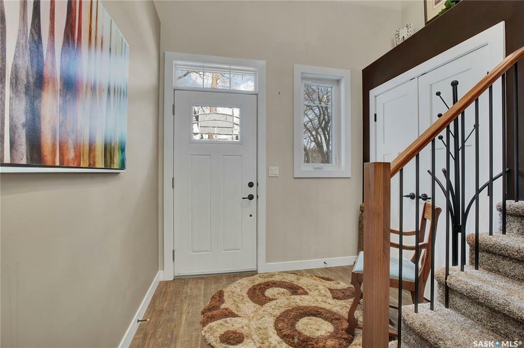 Property Photo:  101 Poplar Crescent  SK S7M 0A7 