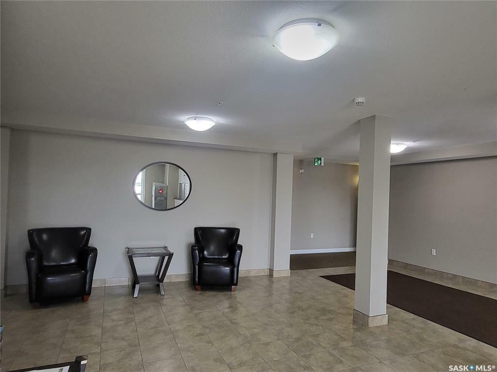 Property Photo: 2141 Larter Road 403 SK S4A 2Y5