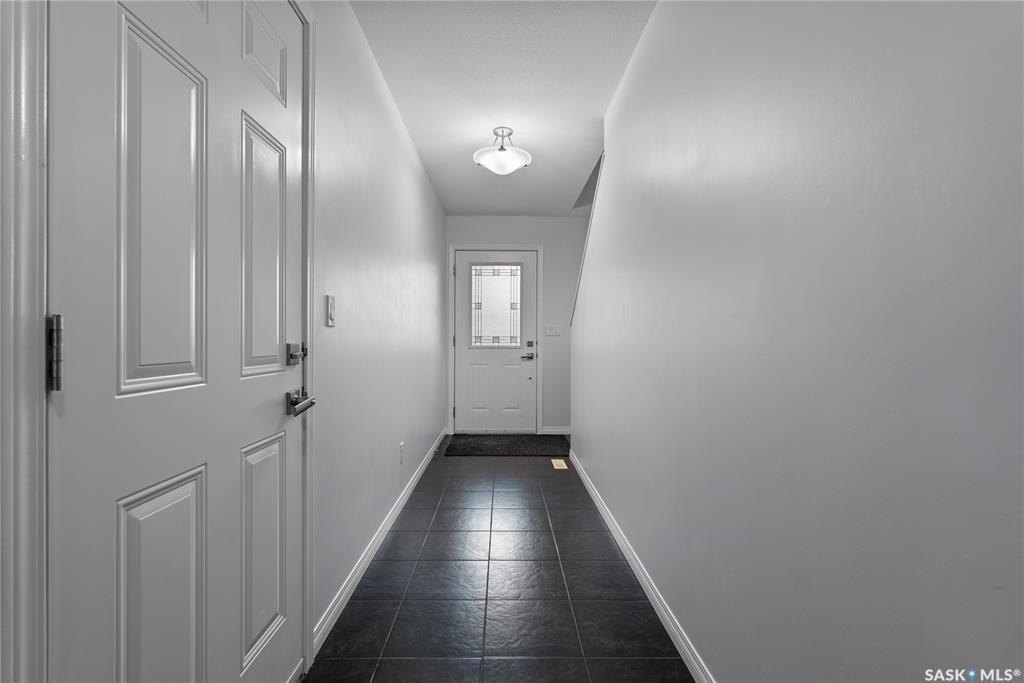 Property Photo:  365 Dawson Crescent 14  SK S7R 0L6 