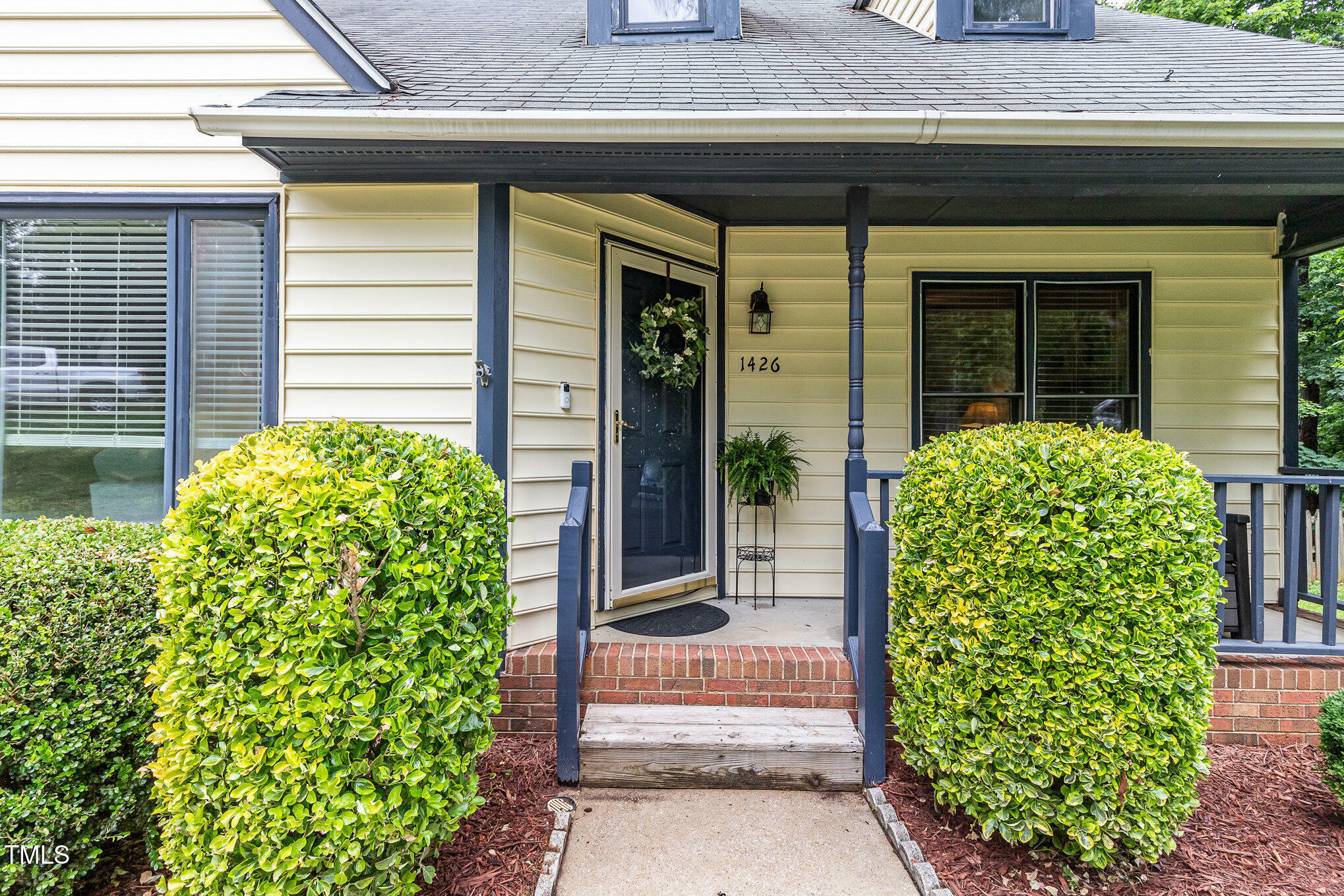 Property Photo: 1426 Cedar Branch Court NC 27587