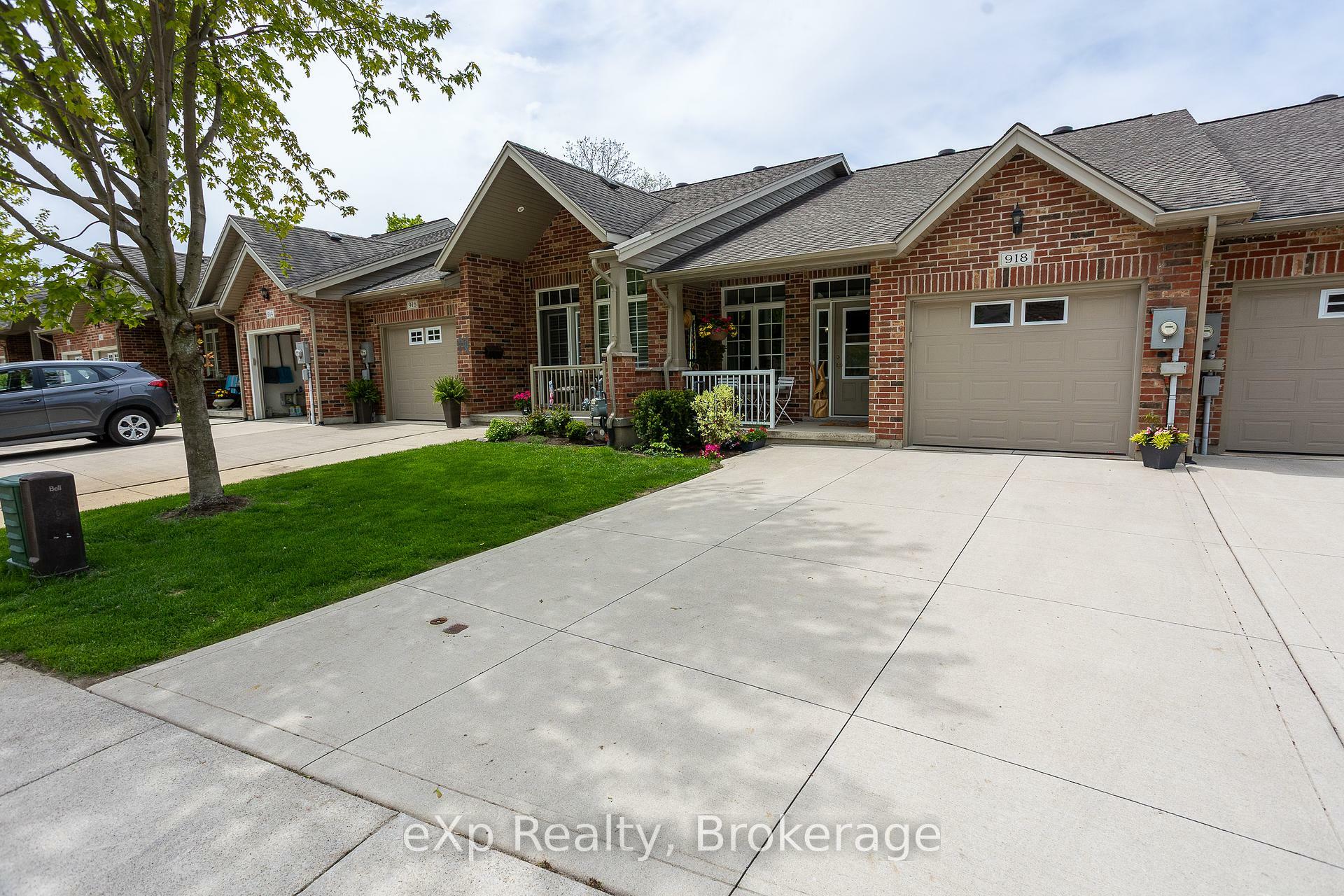 Property Photo: 918 5th Avenue 'A' N/A E ON N4K 0C1