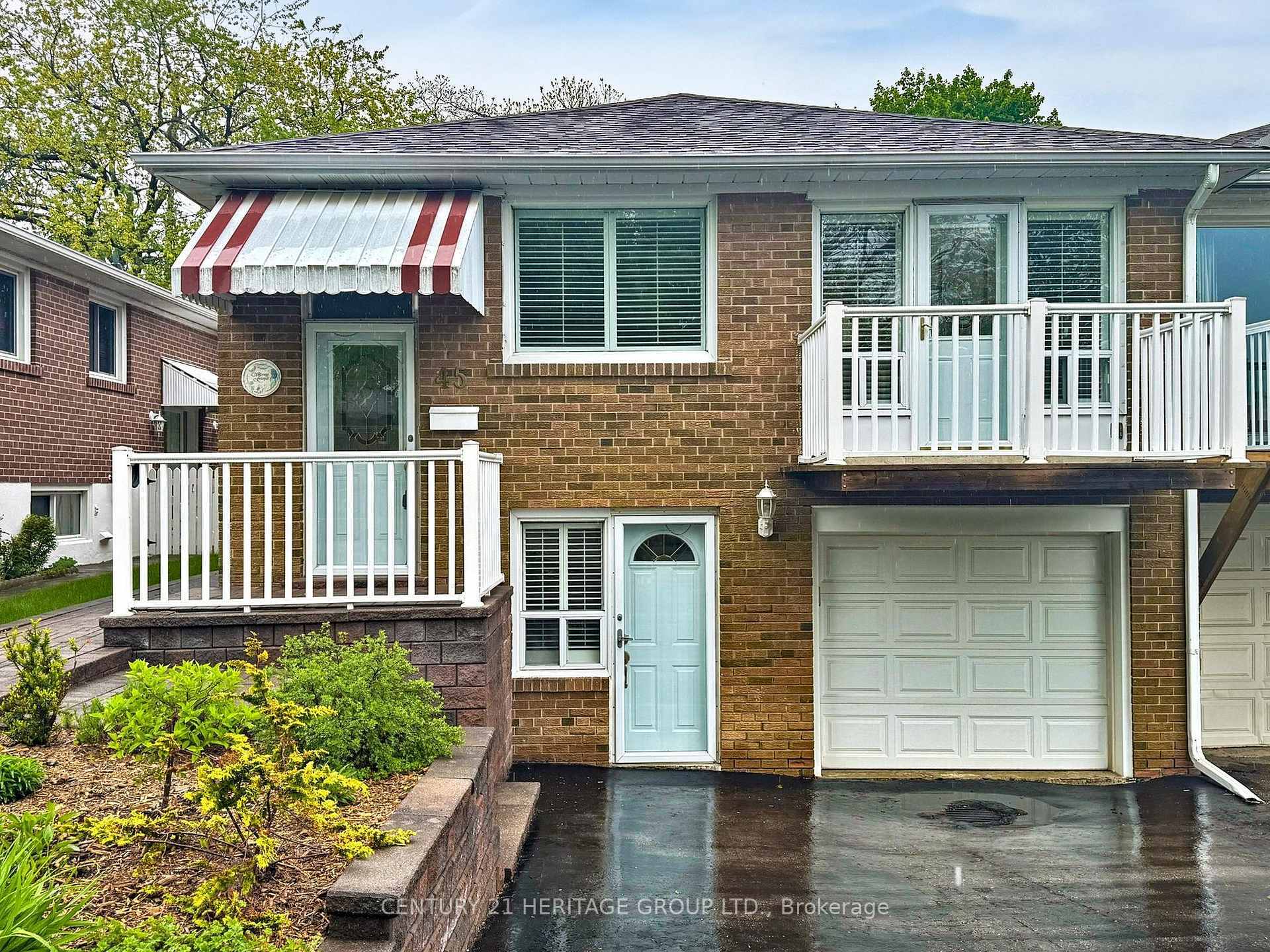 Property Photo: 45 Reiber Crescent ON M2H 1C3