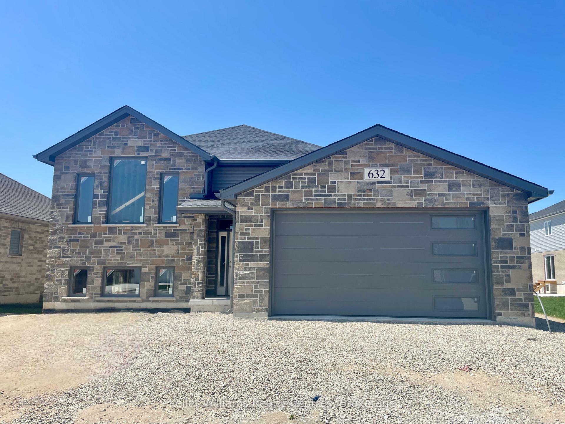 Property Photo: 632 26th Avenue ON N4N 3B8