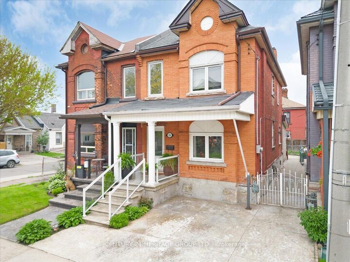 Photo de la propriété: 336 Emerald Street N ON L8L 5L3