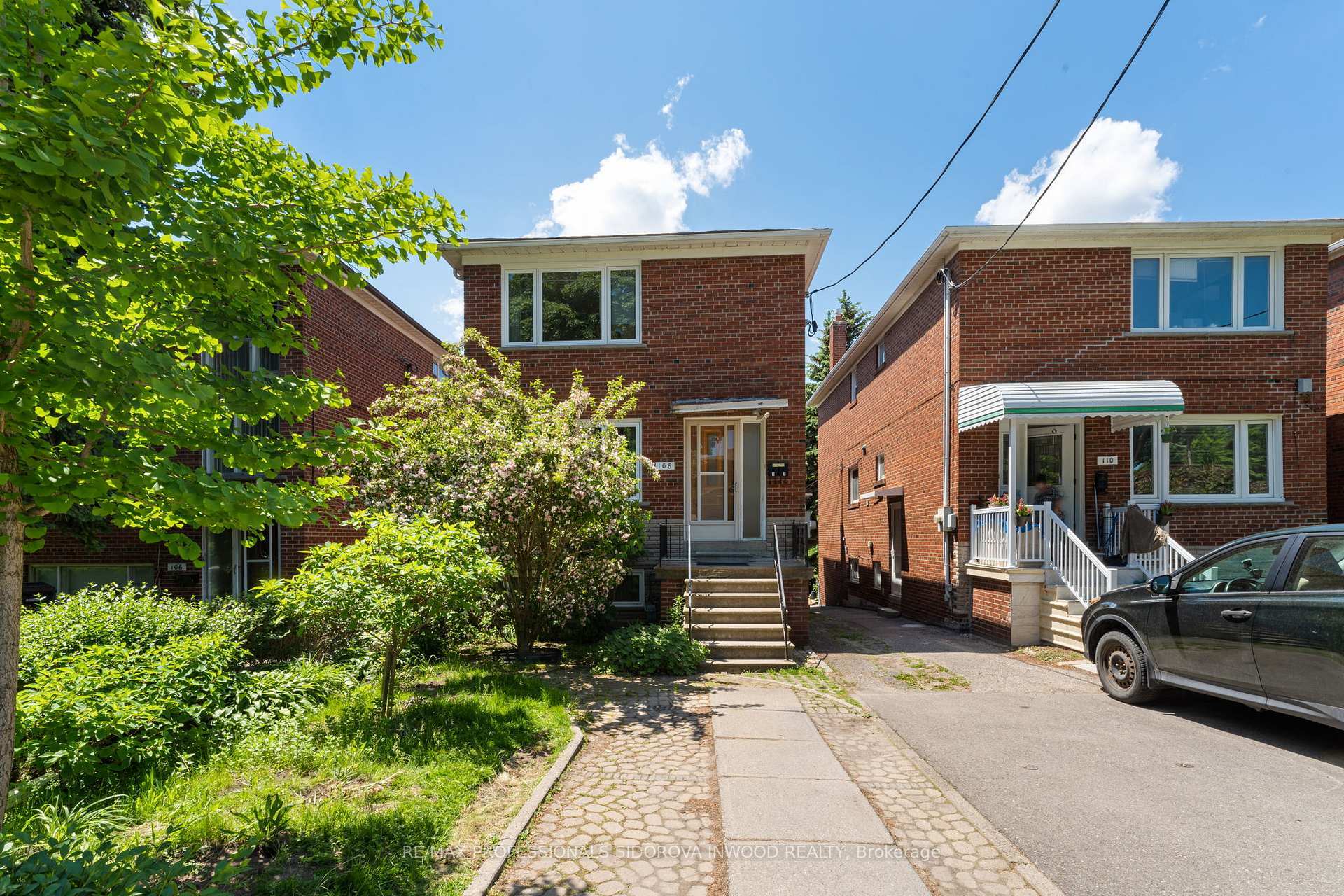 Property Photo:  108 Indian Road Crescent  ON M6P 2G3 