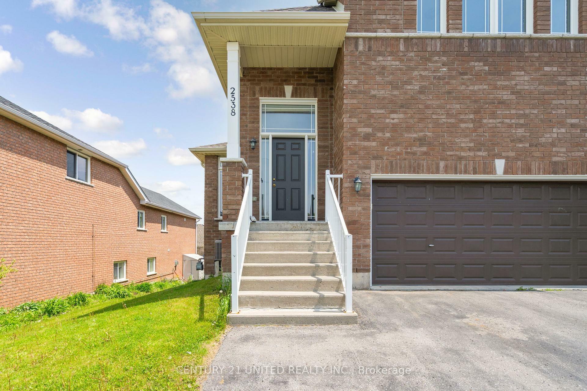 Property Photo: 2538 Denure Drive ON K9K 2T1