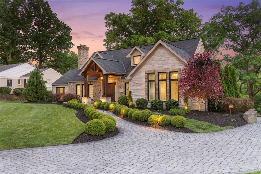 Property Photo: 2293 Country Club Drive PA 15241