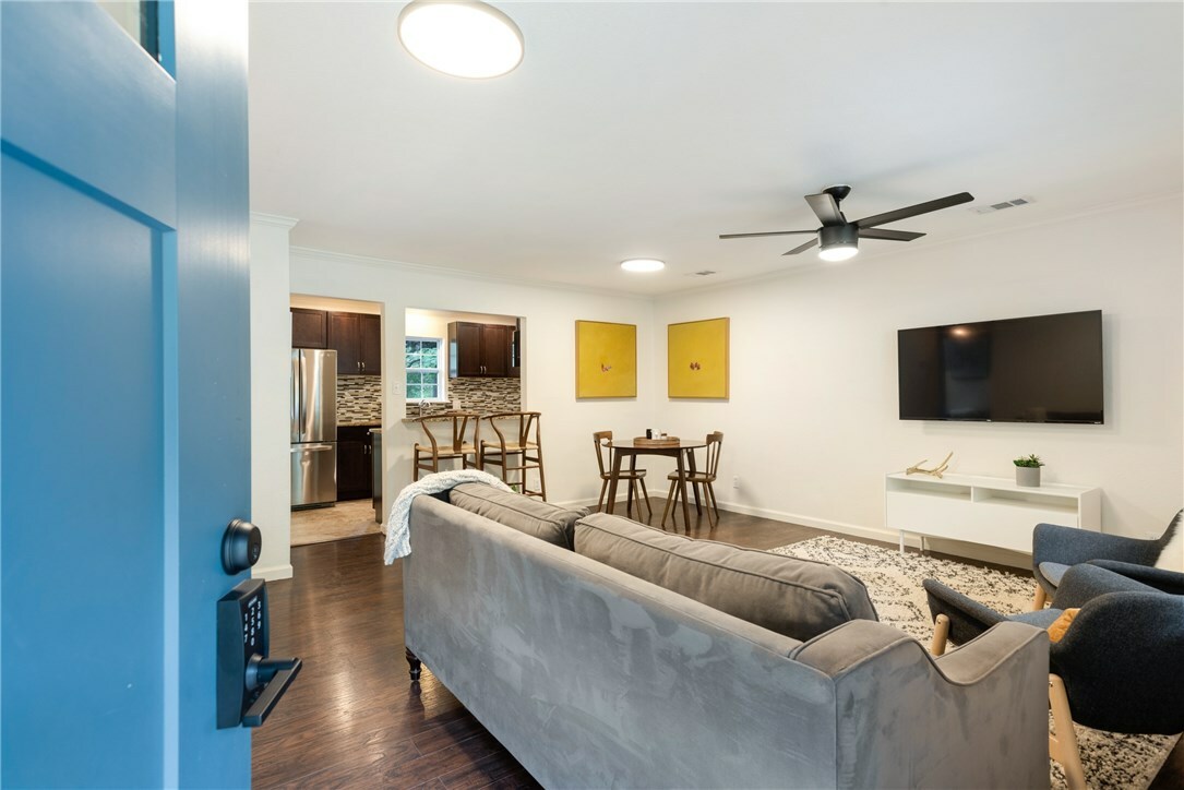 Property Photo: 605 Orland Boulevard TX 78745