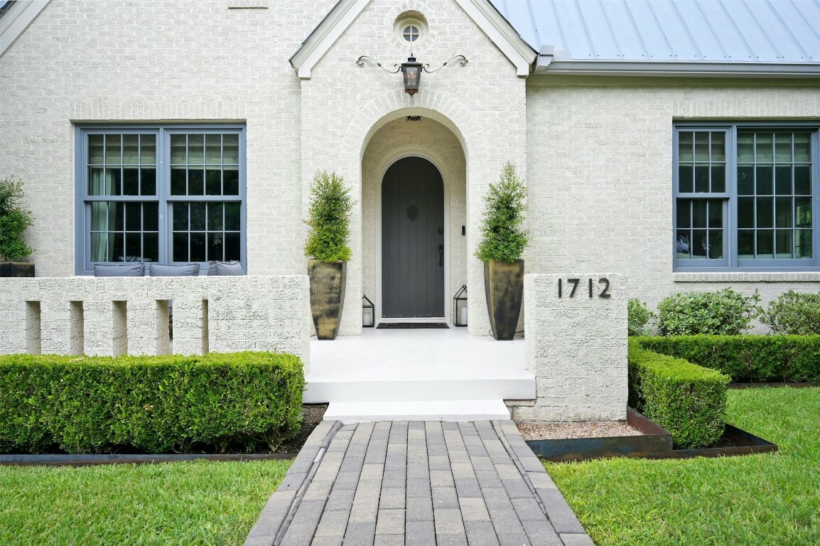 1712 Hartford Road  Austin TX 78703 photo