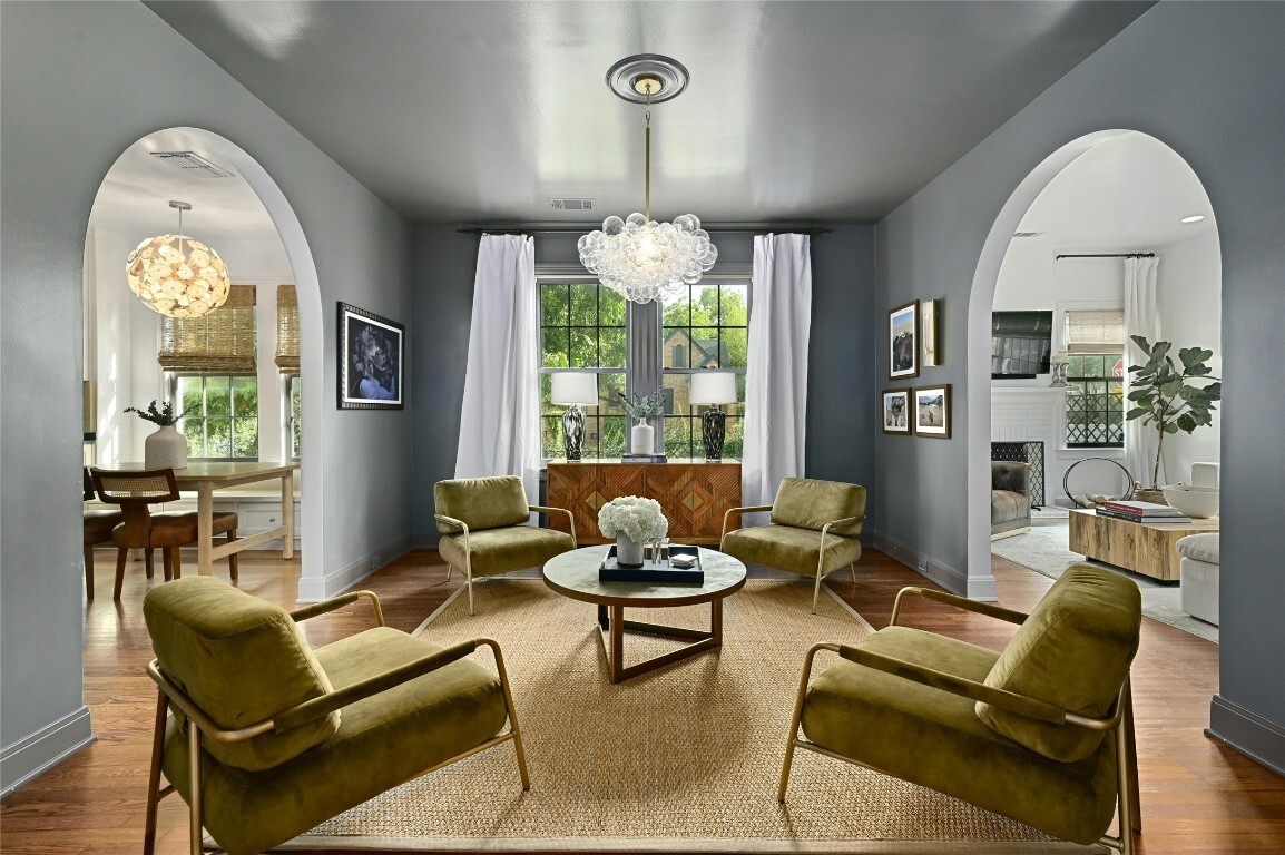 Property Photo: 1712 Hartford Road TX 78703