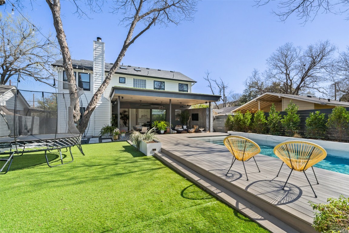 1102 Kinney Avenue  Austin TX 78704 photo