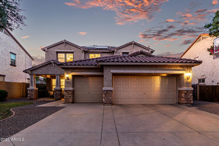 Property Photo: 18136 W Golden Lane AZ 85355