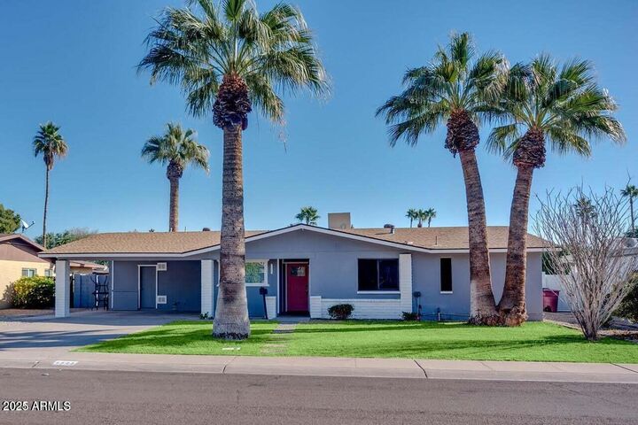 Property Photo:  2923 N 81st Place  AZ 85251 