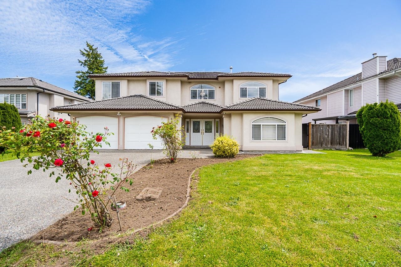 Property Photo:  6928 127A Street  BC V3W 1H7 