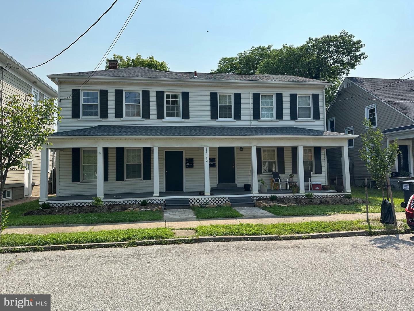 Property Photo: 1605 Apt. B Charles Street VA 22401