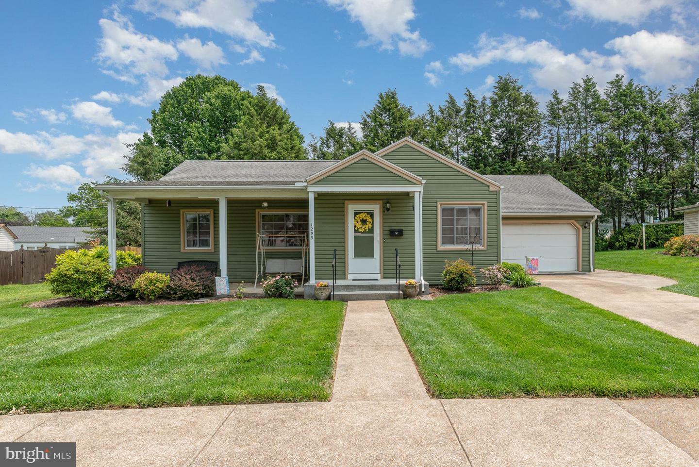 Property Photo:  1293 Kingsley Road  PA 17011 