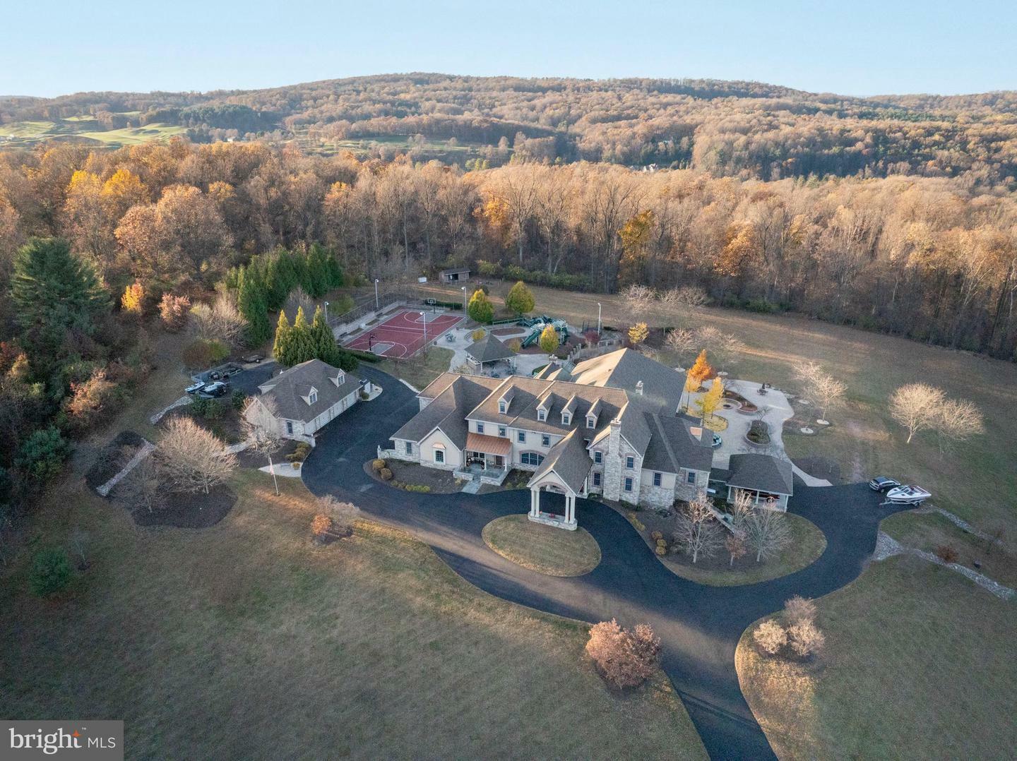 Property Photo: 479 Imperial Drive PA 19540
