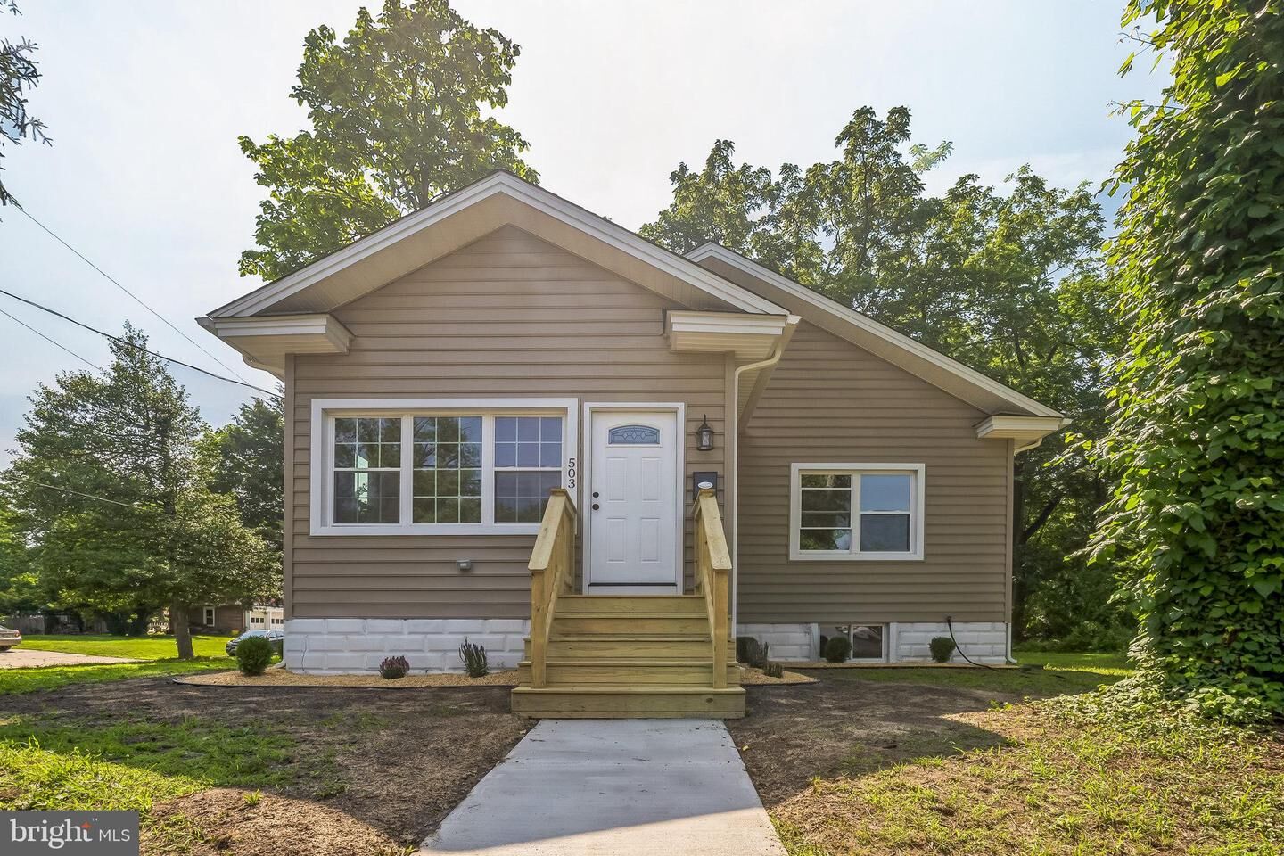 Property Photo:  503 Laurel Road  NJ 08021 