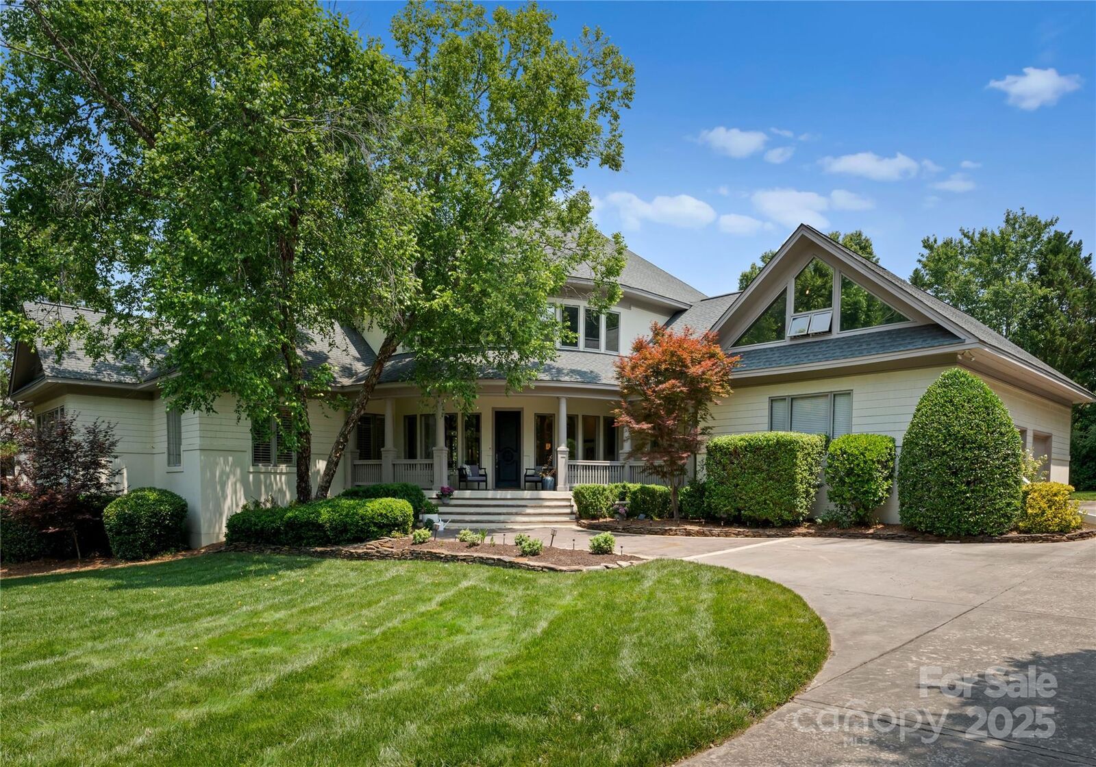 Property Photo:  8813 Covey Rise Court  NC 28226 