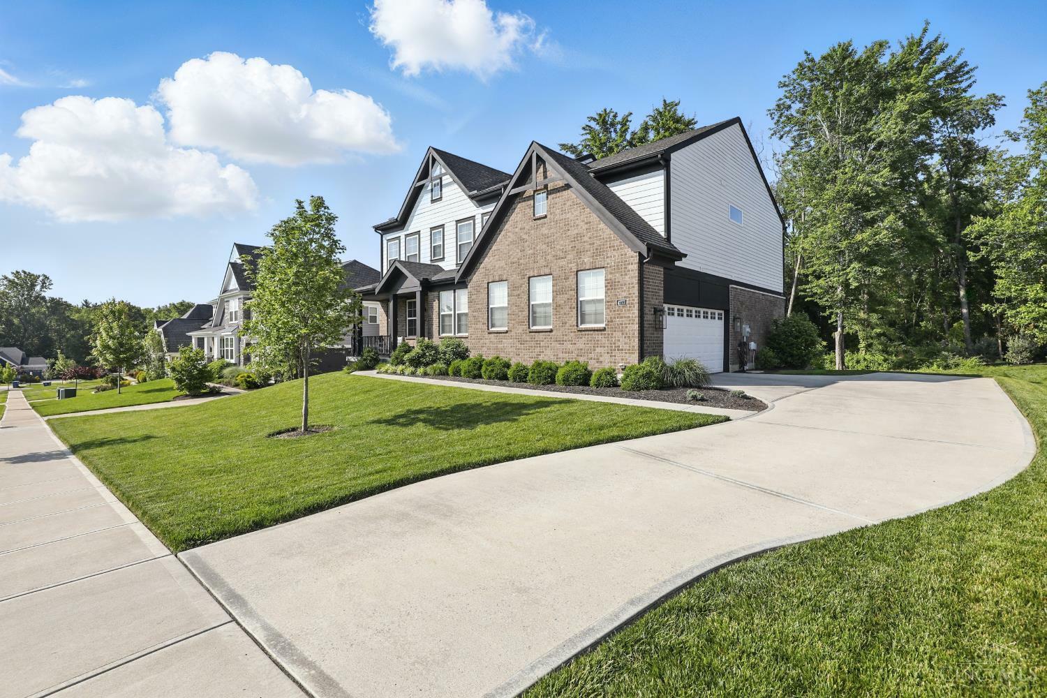 Property Photo: 4777 Roses Run OH 45103