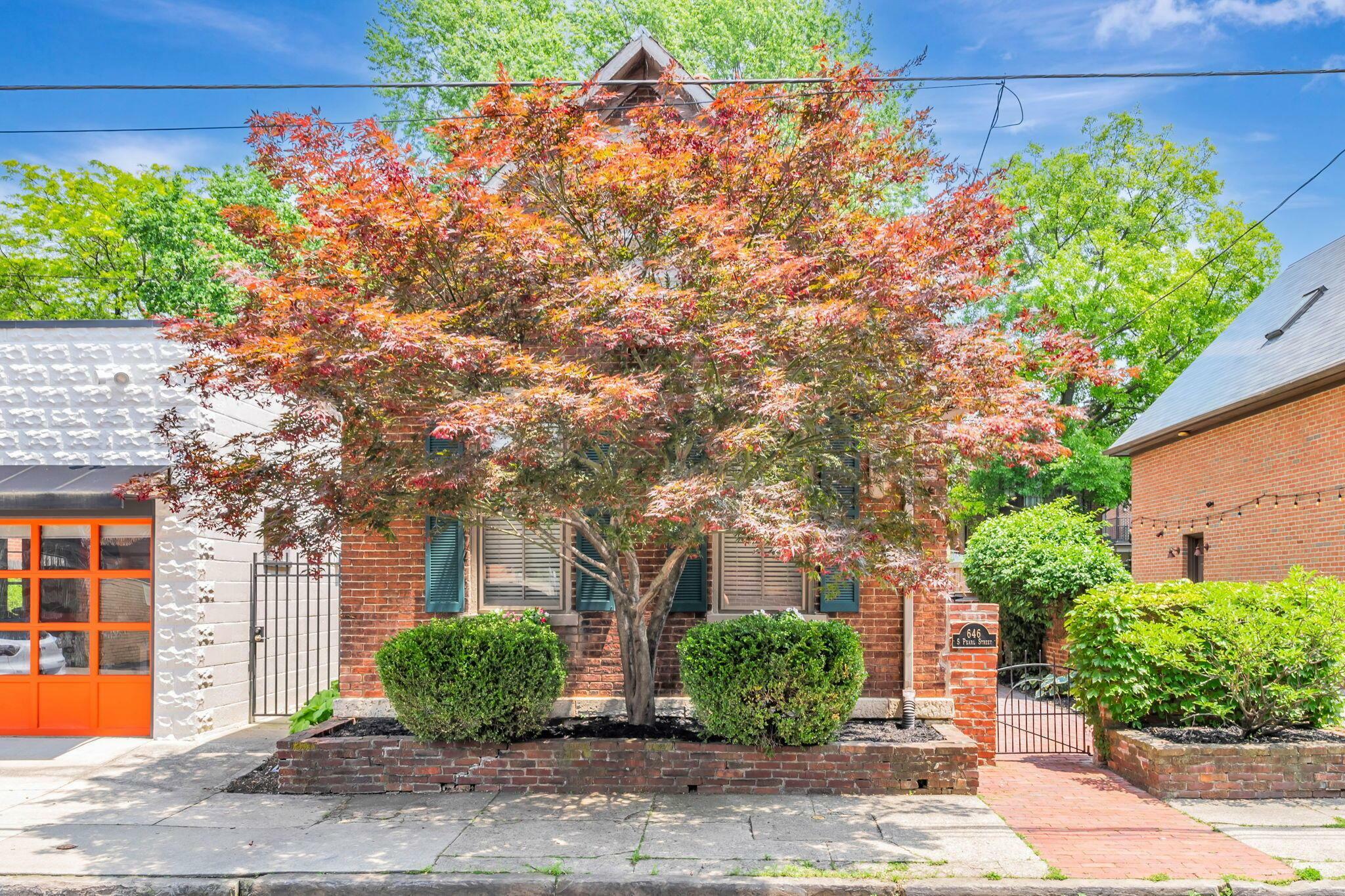 Property Photo: 646 S Pearl Street OH 43206