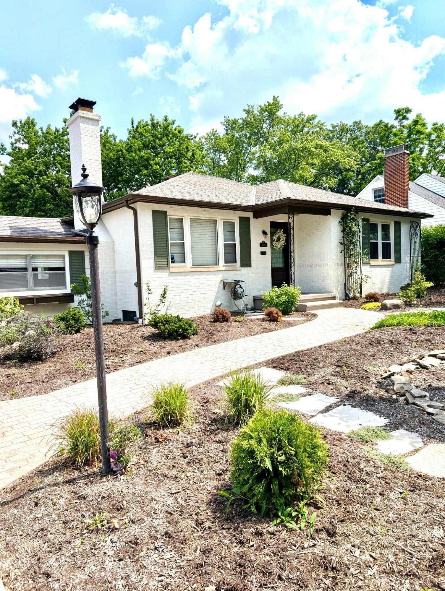 Property Photo:  410 Acton Road  OH 43214 