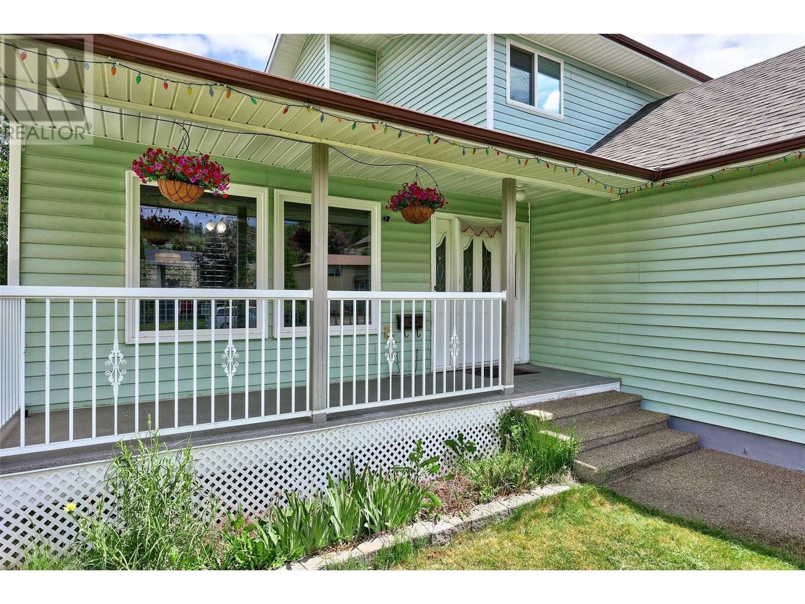 Property Photo: 755 Robson Drive BC V2E 2G7