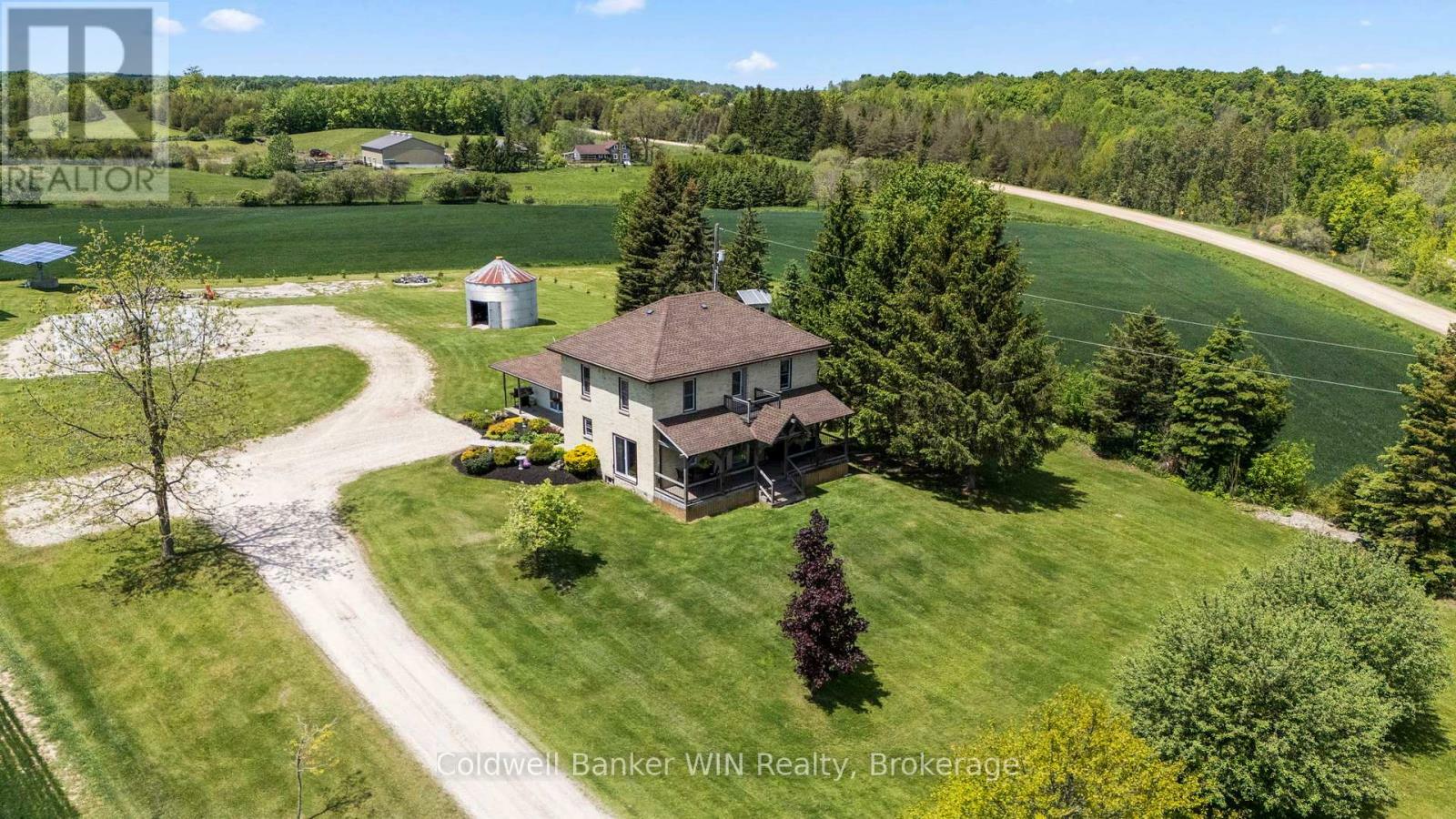 Property Photo: 221 Field Road ON N0G 2J0