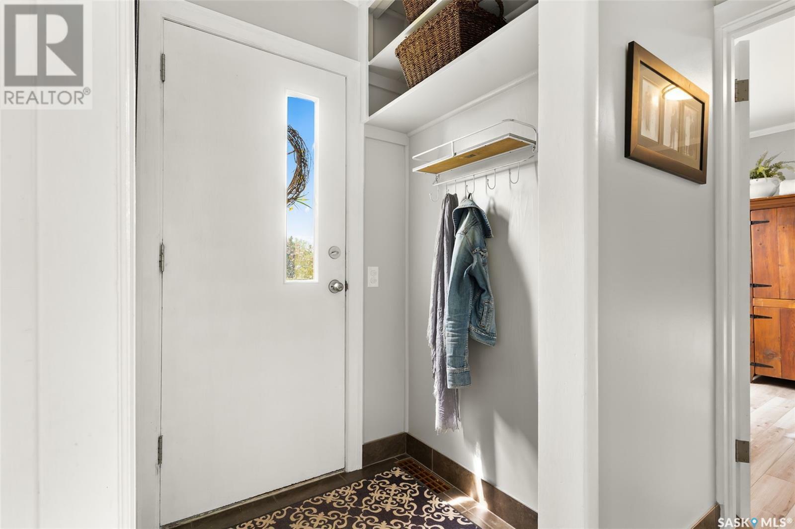 Property Photo:  6100 Dewdney Avenue  SK S4T 1E1 