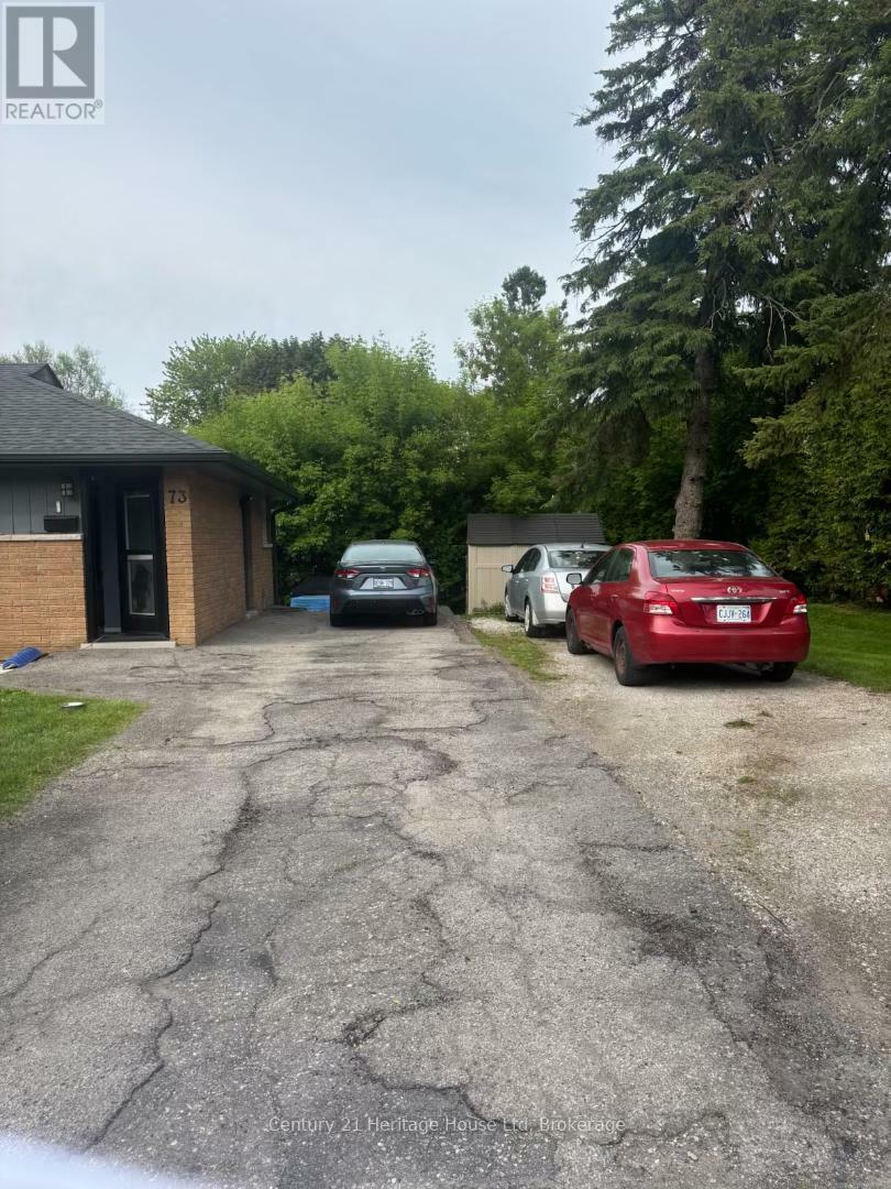 Property Photo: 73 Rosewood Avenue ON N1H 6A2