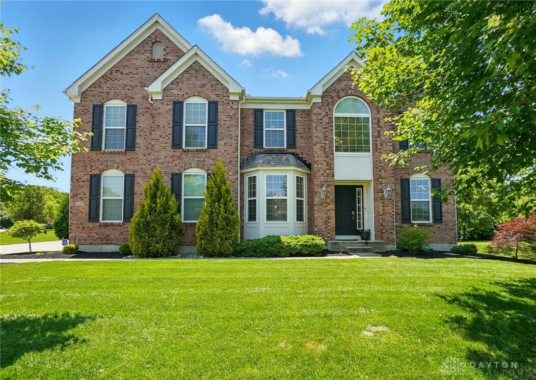 Property Photo: 10041 Meadow Woods Lane OH 45458