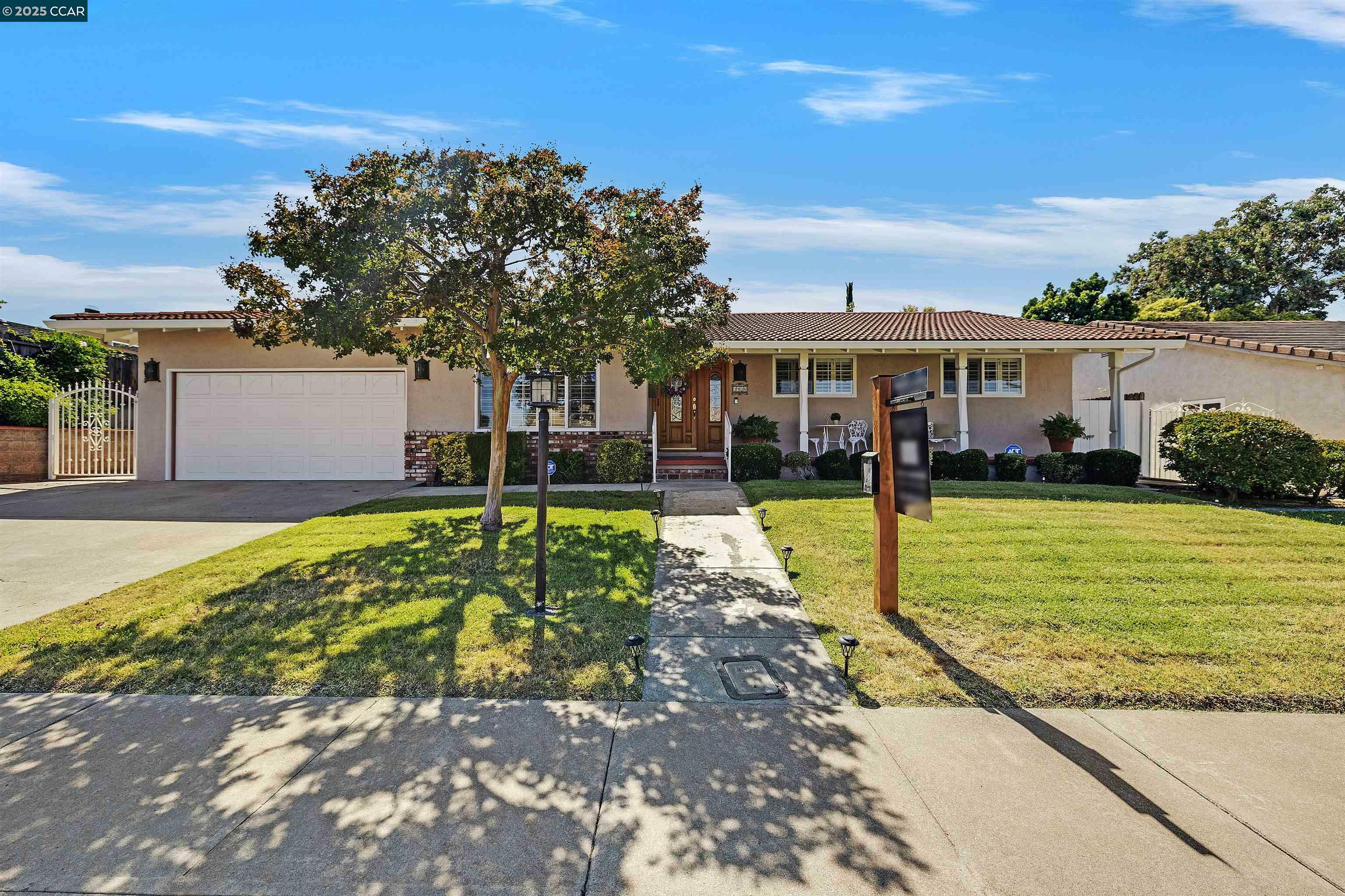 Property Photo: 3936 Pebble Dr CA 94509