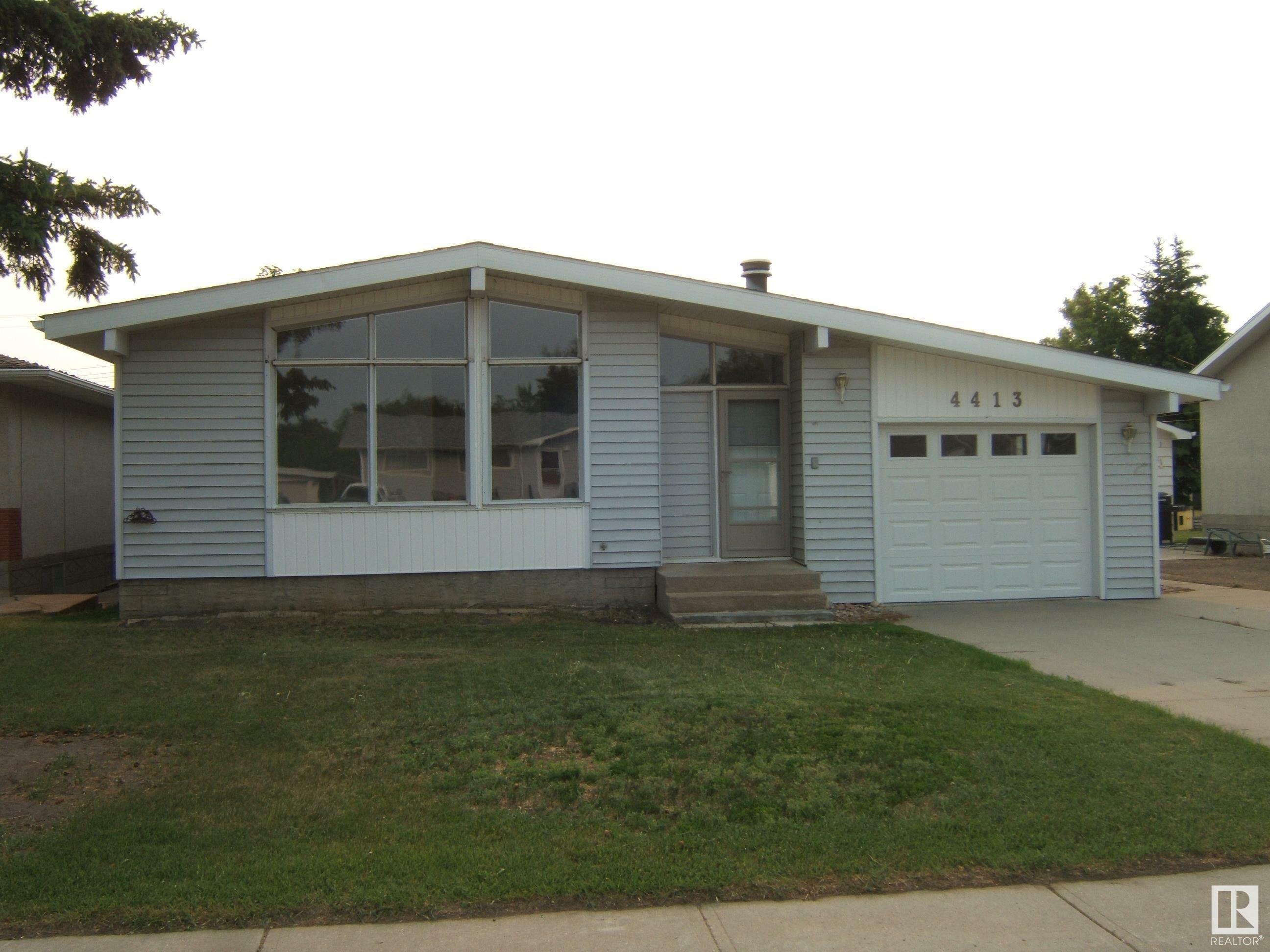 Photo de la propriété: 4413 48A Street AB T9C 1A8