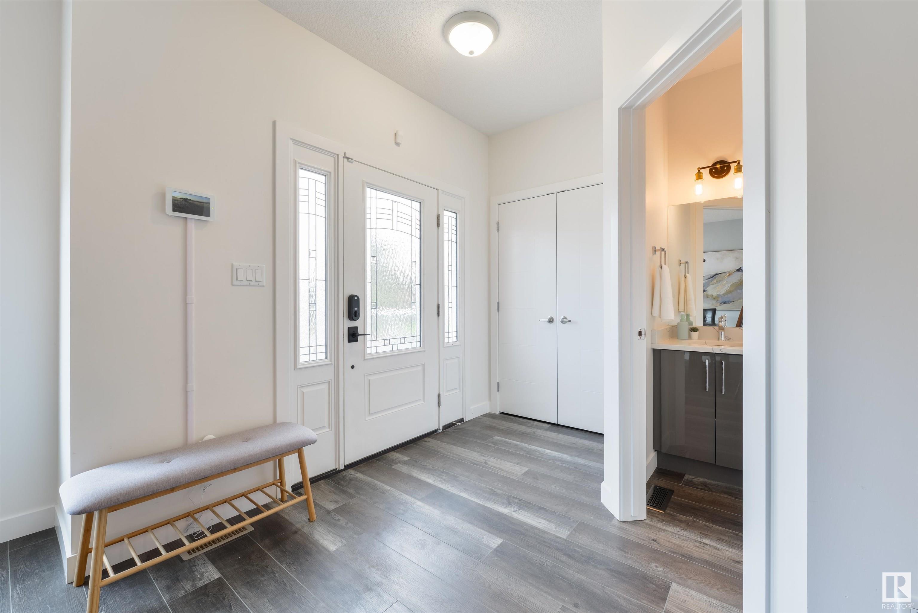 Property Photo: 11511 24 Avenue NW AB T6J 3R6