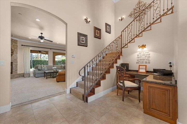 Property Photo:  2707 W Menlo Avenue  CA 93711