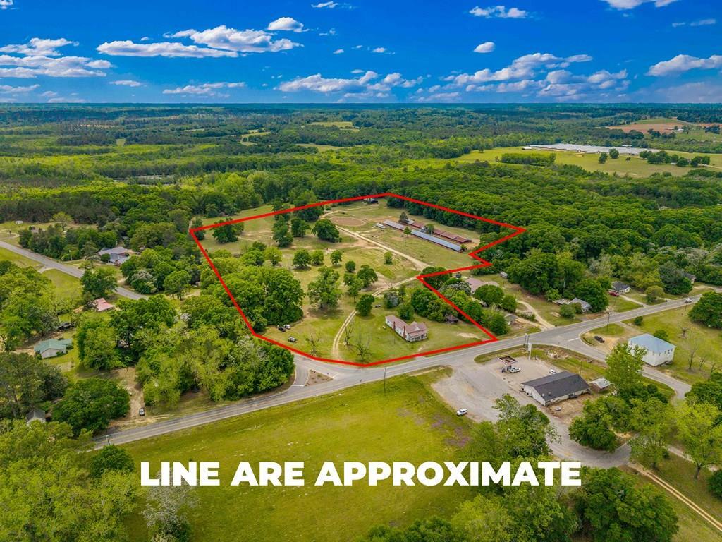 Property Photo: 3734 Dr Deryl Hart Road GA 31803