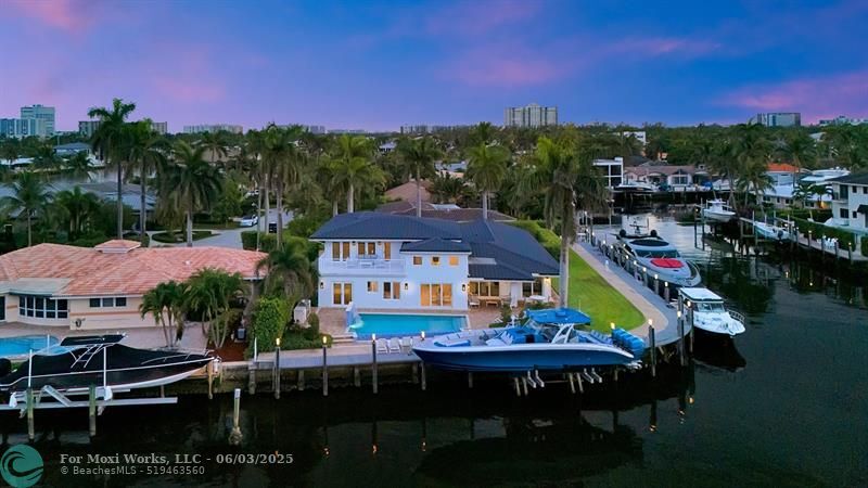 Property Photo: 2593 SE 9 Street FL 33062